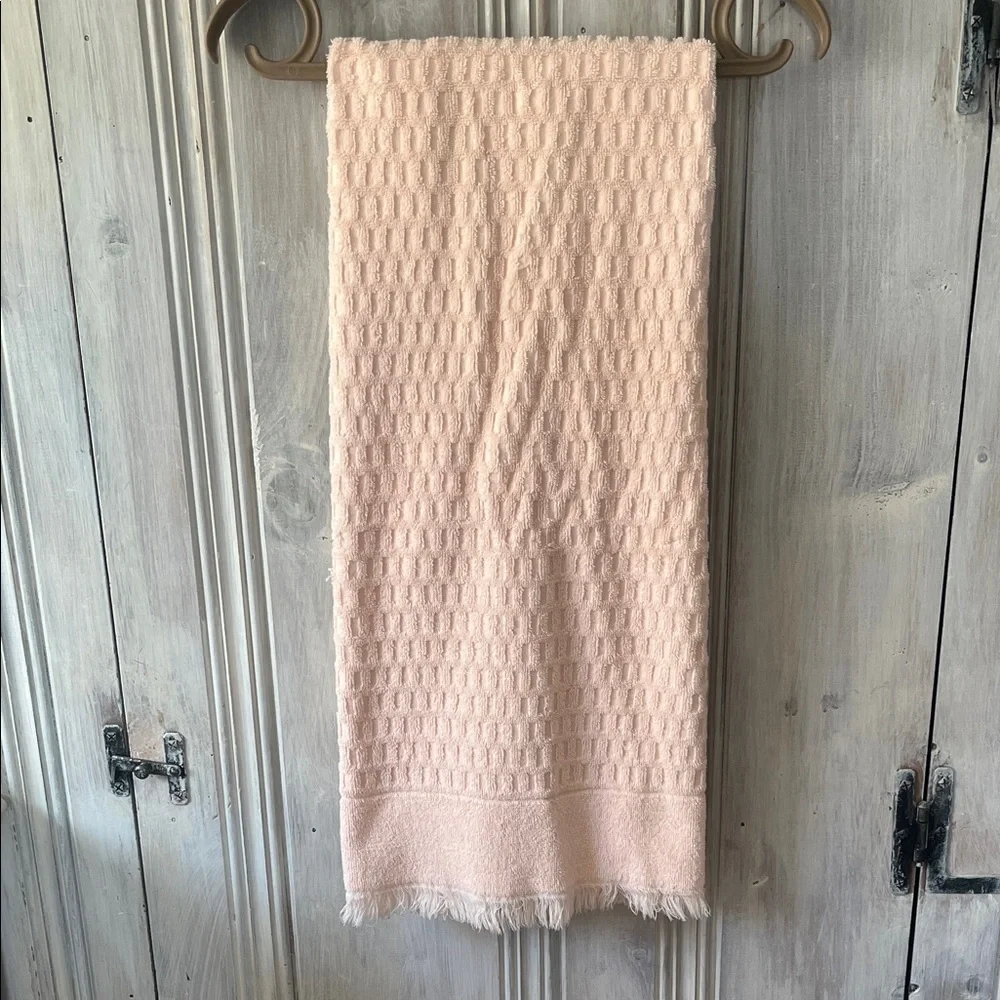 Vintage Fieldcrest Peach Cotton Towel Textured Waffle Weave, Fringed Ends USA